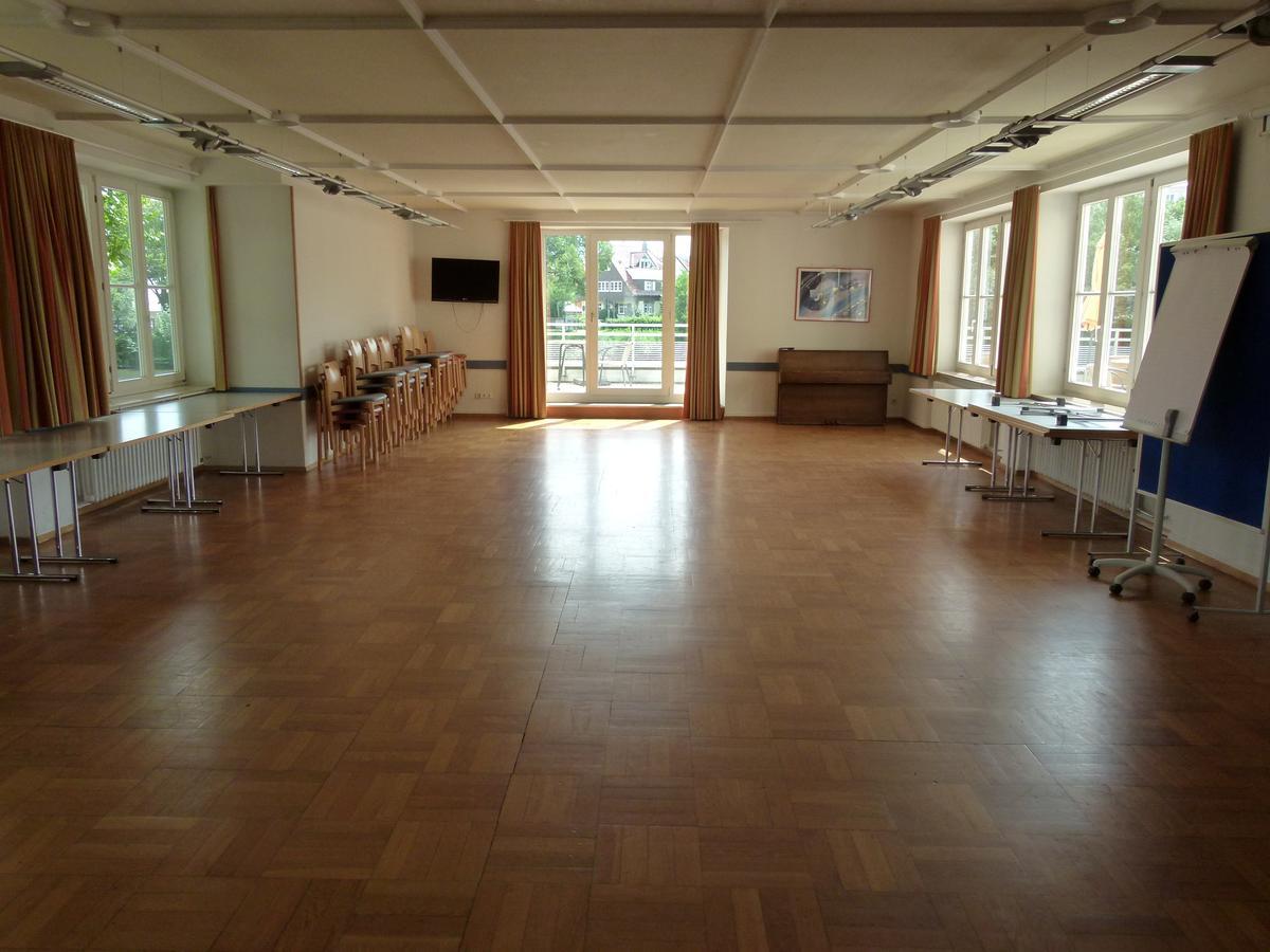 Hostal Jugendherberge Tübingen *